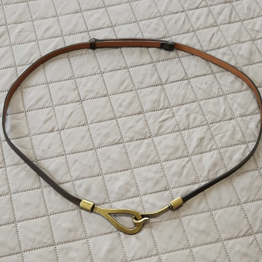 Elegant Brown Leather Belt with Gold Buckle - Picture 1 of 5